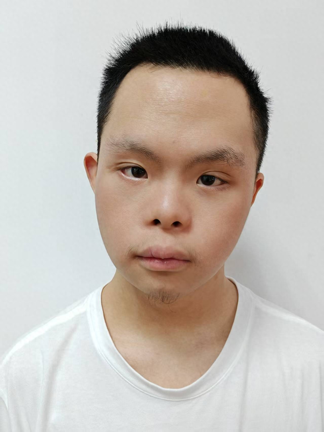 走失者照片 上海市寻亲：青年男子被救助，患智力...