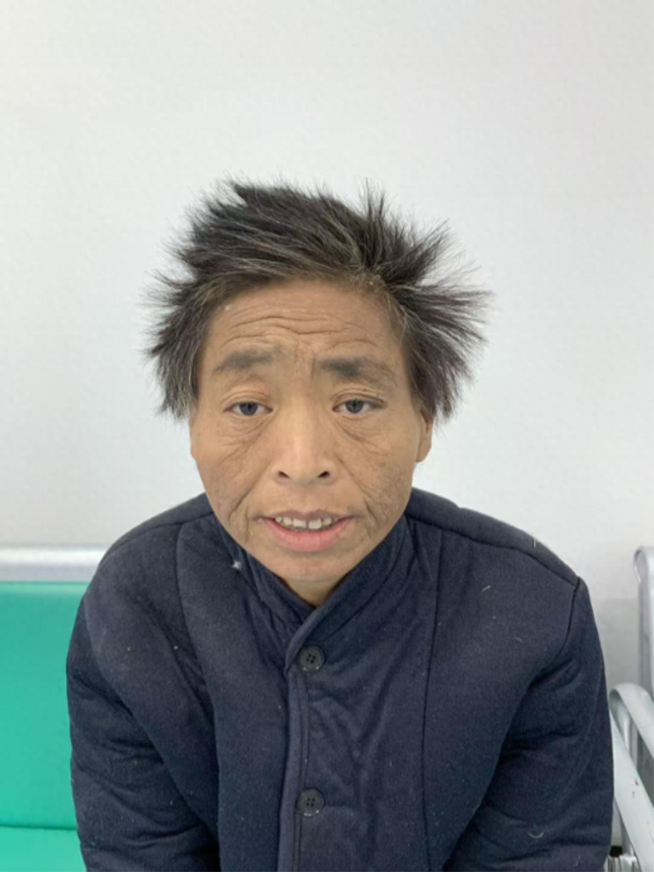 走失者照片 周口市寻亲：中年女子被救助，穿黑色...