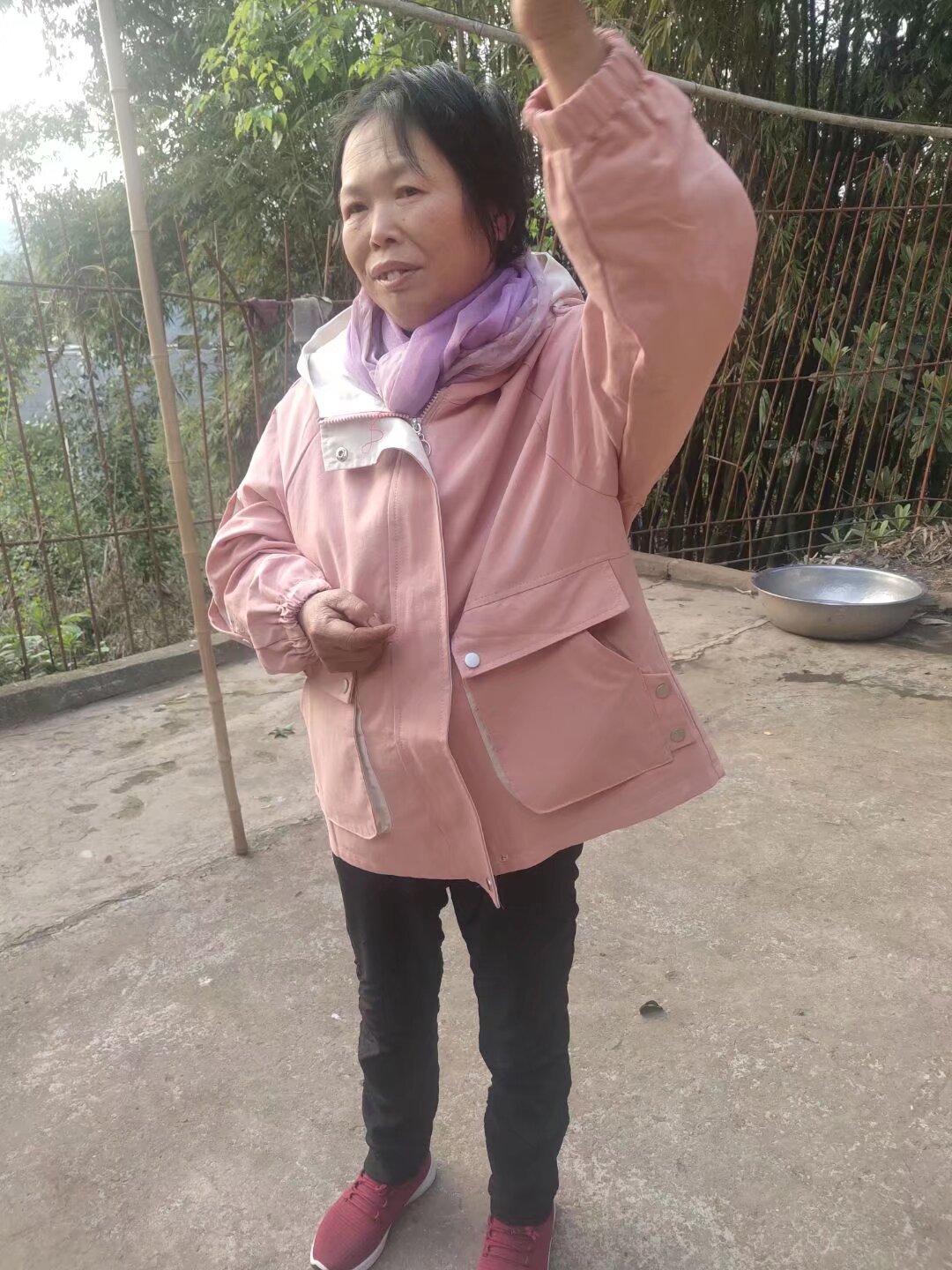 走失者照片 南充市寻人：五旬女子走失，患精神障...