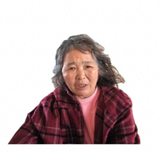 走失者照片 上饶寻亲：六旬老太被救助，自述叫官...
