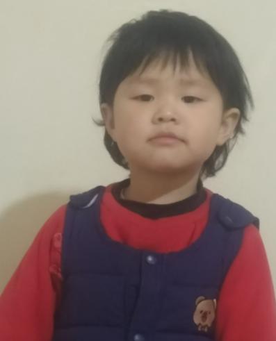 走失者照片 酒泉市敦煌市寻亲：2岁女孩被救助，...