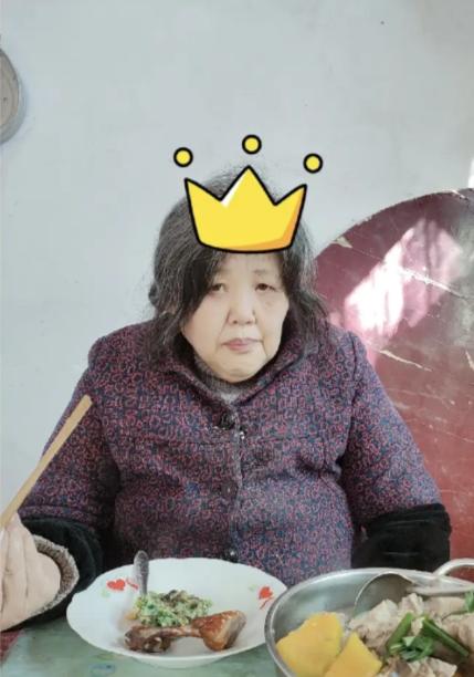 走失者照片 信阳市寻人：六旬老太走失，穿深紫色...