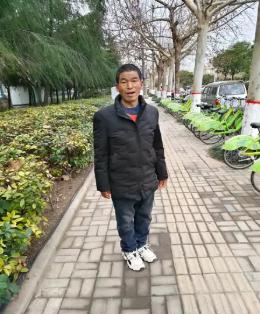 走失者照片 漯河市寻人：五旬男子走失，患精神障...