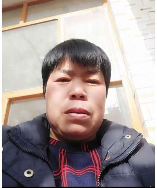 走失者照片 天津市寻人：五旬女子走失，穿黑色亮...