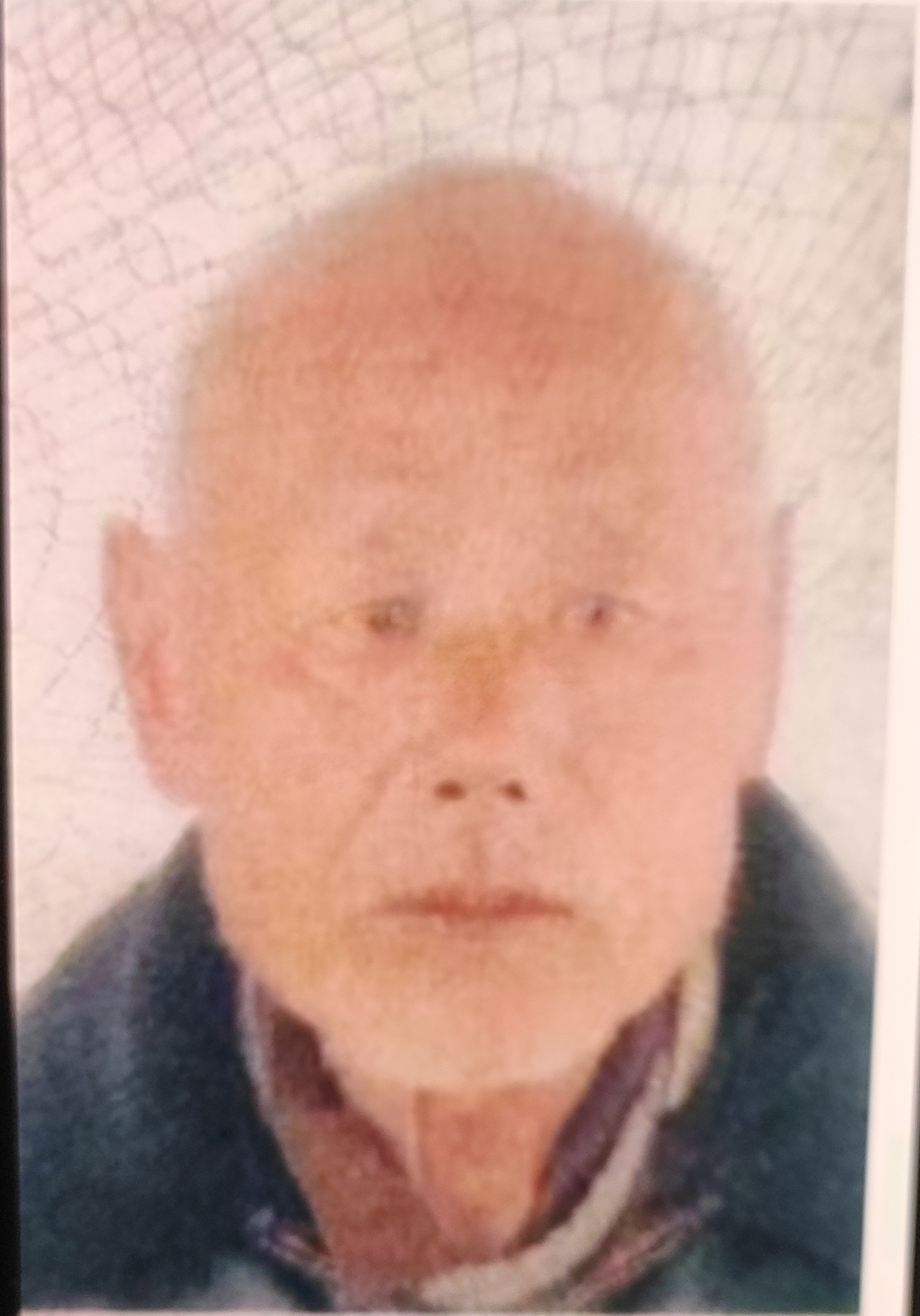 走失者照片 上海市寻人：八旬老人走失，戴黑色皮...