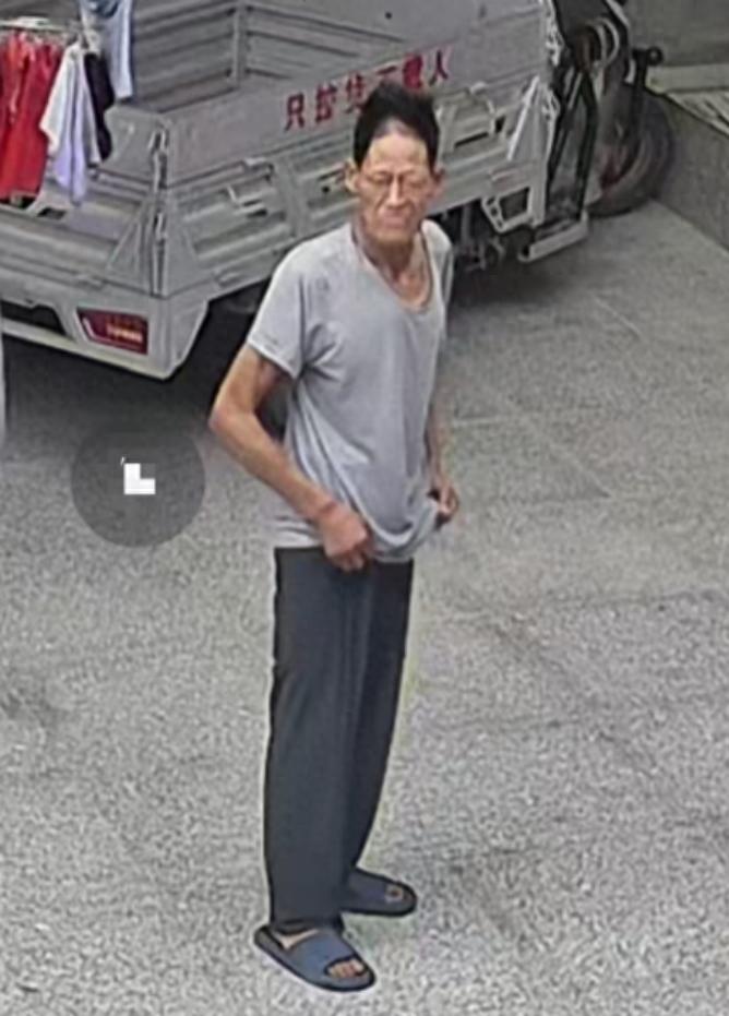 走失者照片 运城市寻人：六旬老人走失，穿浅色上...