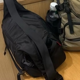 走失者照片 黑包