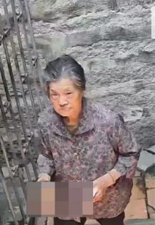 走失者照片 漳州市寻人：八旬老太走失，穿花色上...