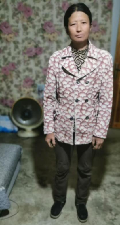 走失者照片 重庆市寻亲：五旬女子被救助多年，系...