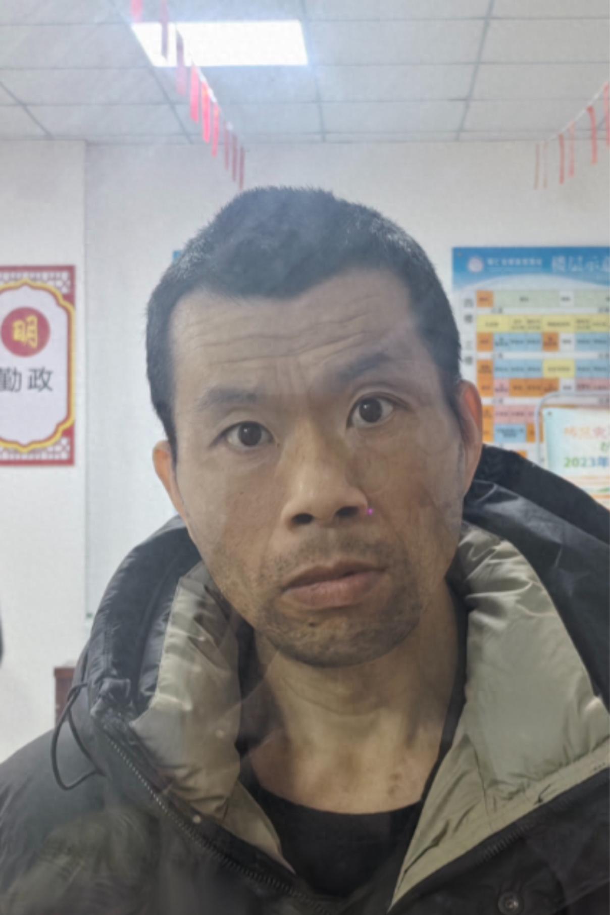 走失者照片 铜仁市寻亲：中年男子被救助，自述叫...