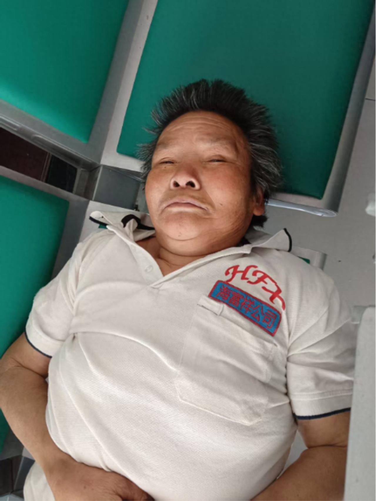 走失者照片 承德市寻亲：六旬老太被救助，穿白色...