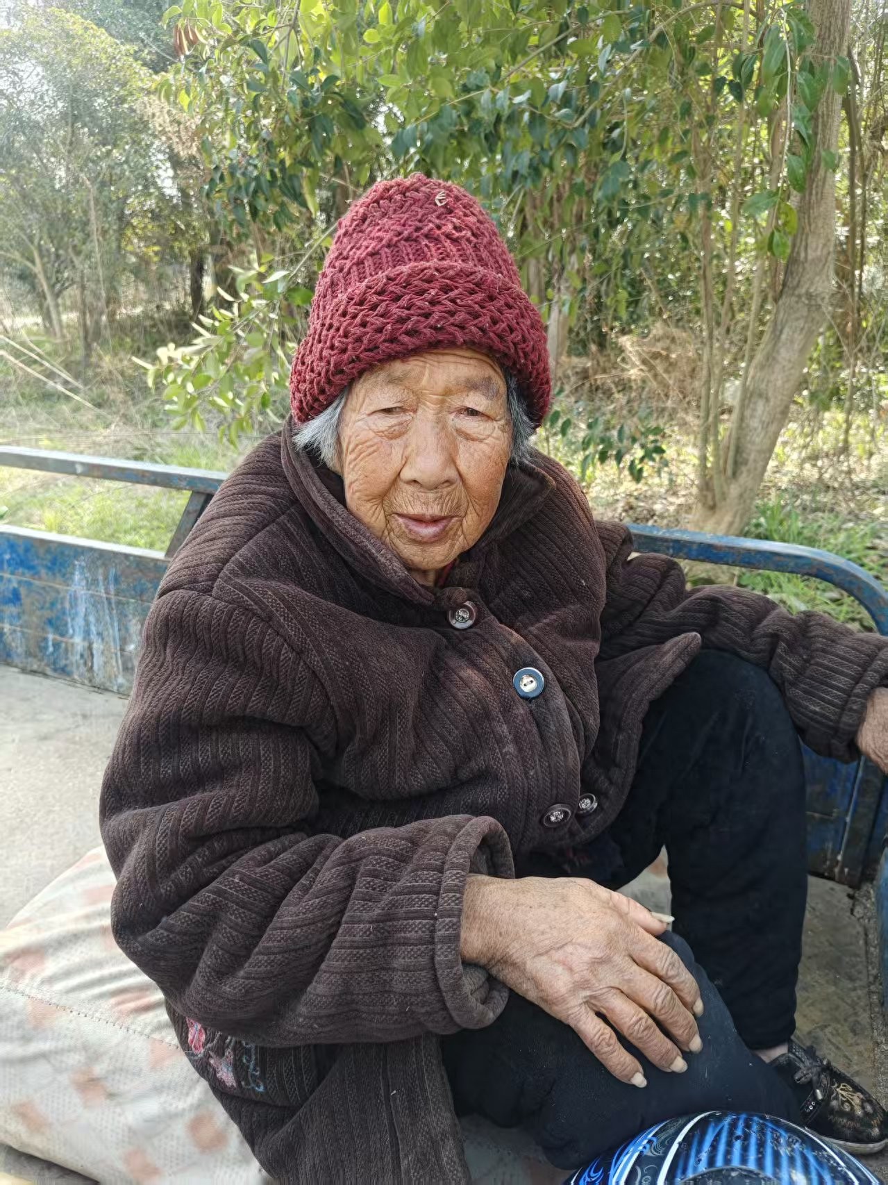 走失者照片 无锡市宜兴市寻人：九旬老太走失，穿...