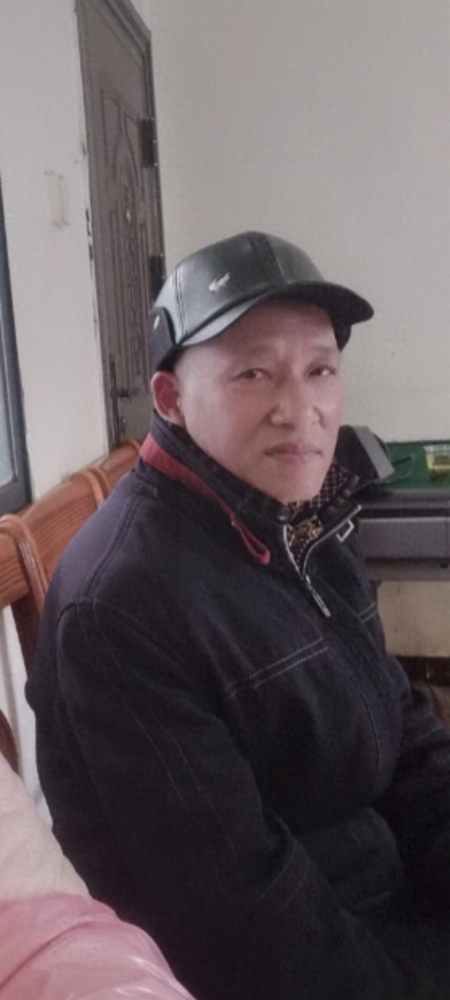 走失者照片 东莞市寻人：六旬老人走失，穿黑色短...