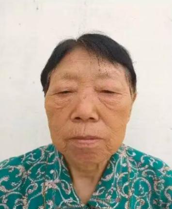 走失者照片 新乡市寻人：八旬老太走失，穿蓝色布...