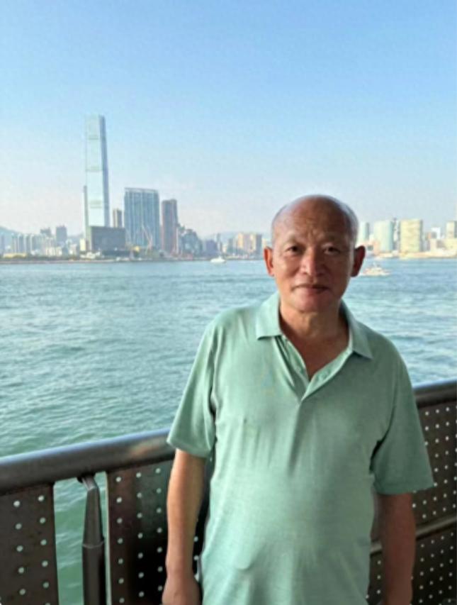 走失者照片 邵阳市寻人：六旬老人走失，穿蓝色短...