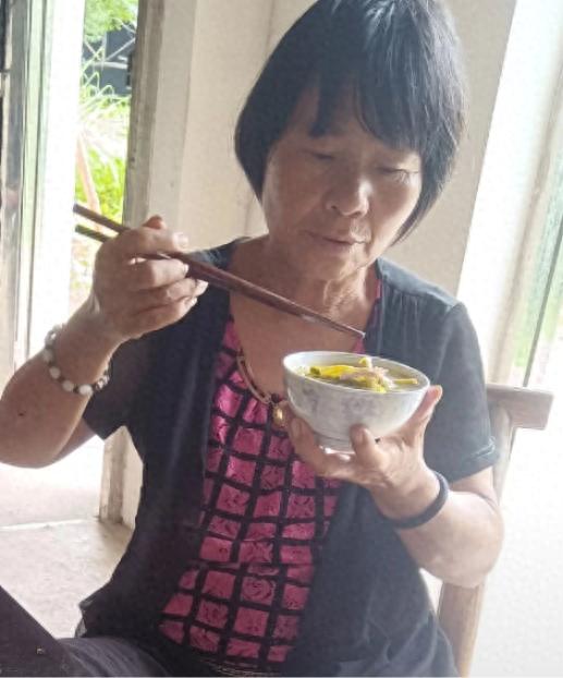走失者照片 常德市寻人：六旬老太走失，患阿尔茨...