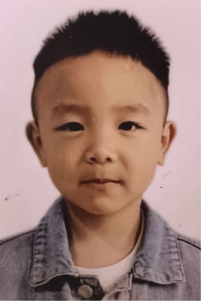 走失者照片 重庆市寻亲：4岁男孩被救助，头顶有...