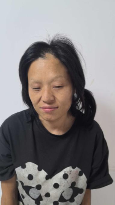 走失者照片 周口市寻亲：中年女子被救助，穿黑色...