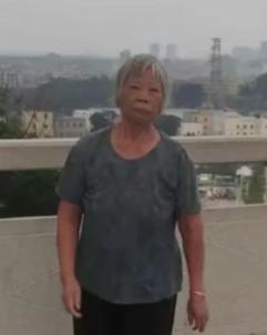 走失者照片 江门市寻人：七旬老太走失，穿白底紫...