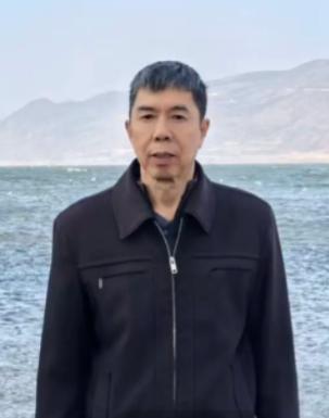 走失者照片 南宁市寻人：六旬老人走失，穿浅灰色...