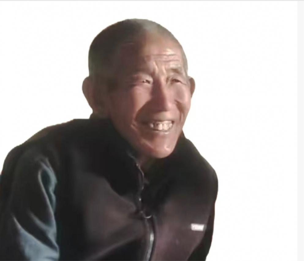 走失者照片 甘南州寻人：七旬老人走失，穿深棕色...