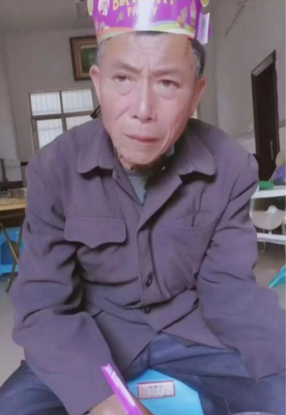 走失者照片 湛江市寻人：八旬老人走失，患阿尔茨...