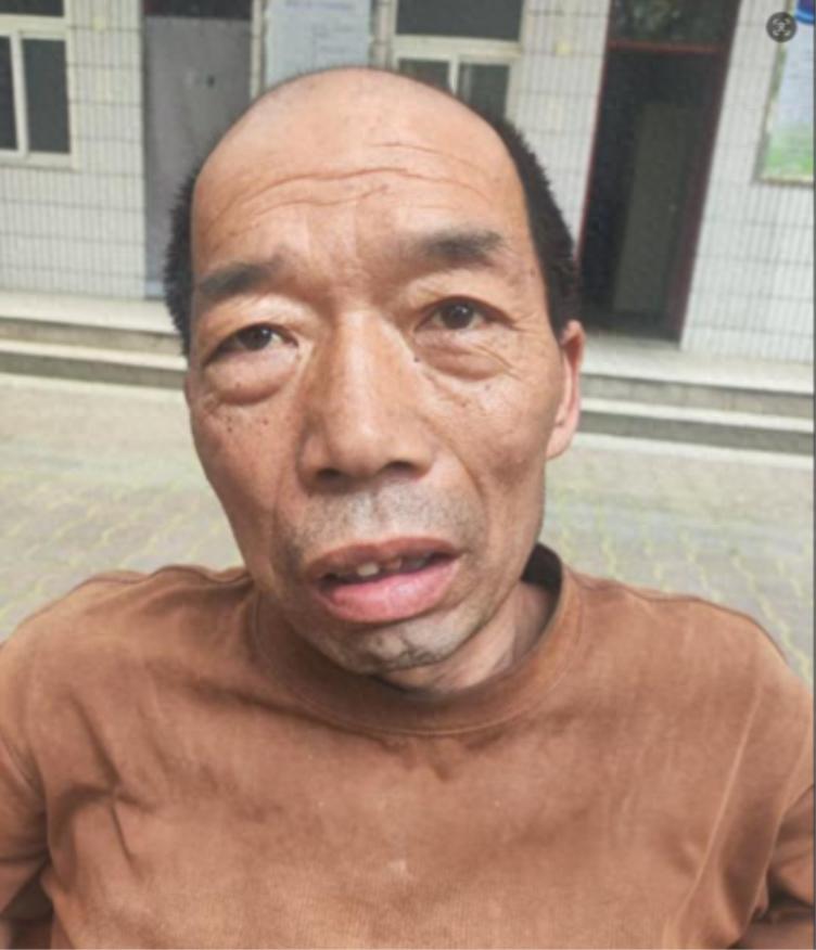 走失者照片 郑州市寻亲：中年男子被救助，自写名...