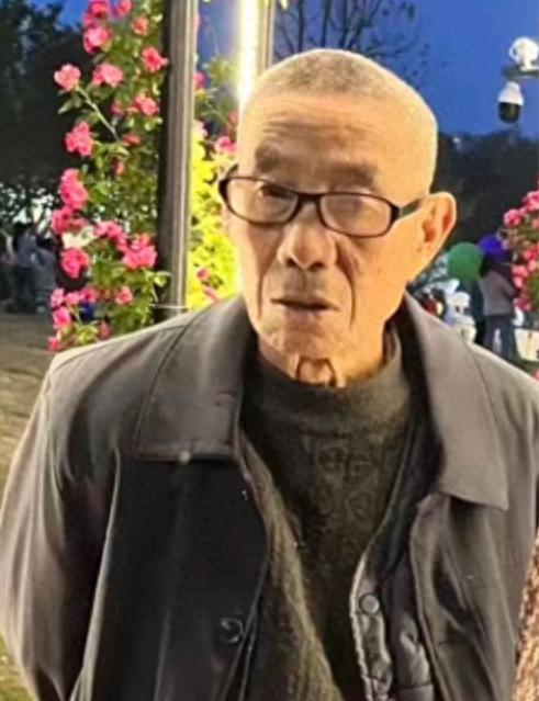 走失者照片 恩施州利川市寻人：八旬老人走失，穿...