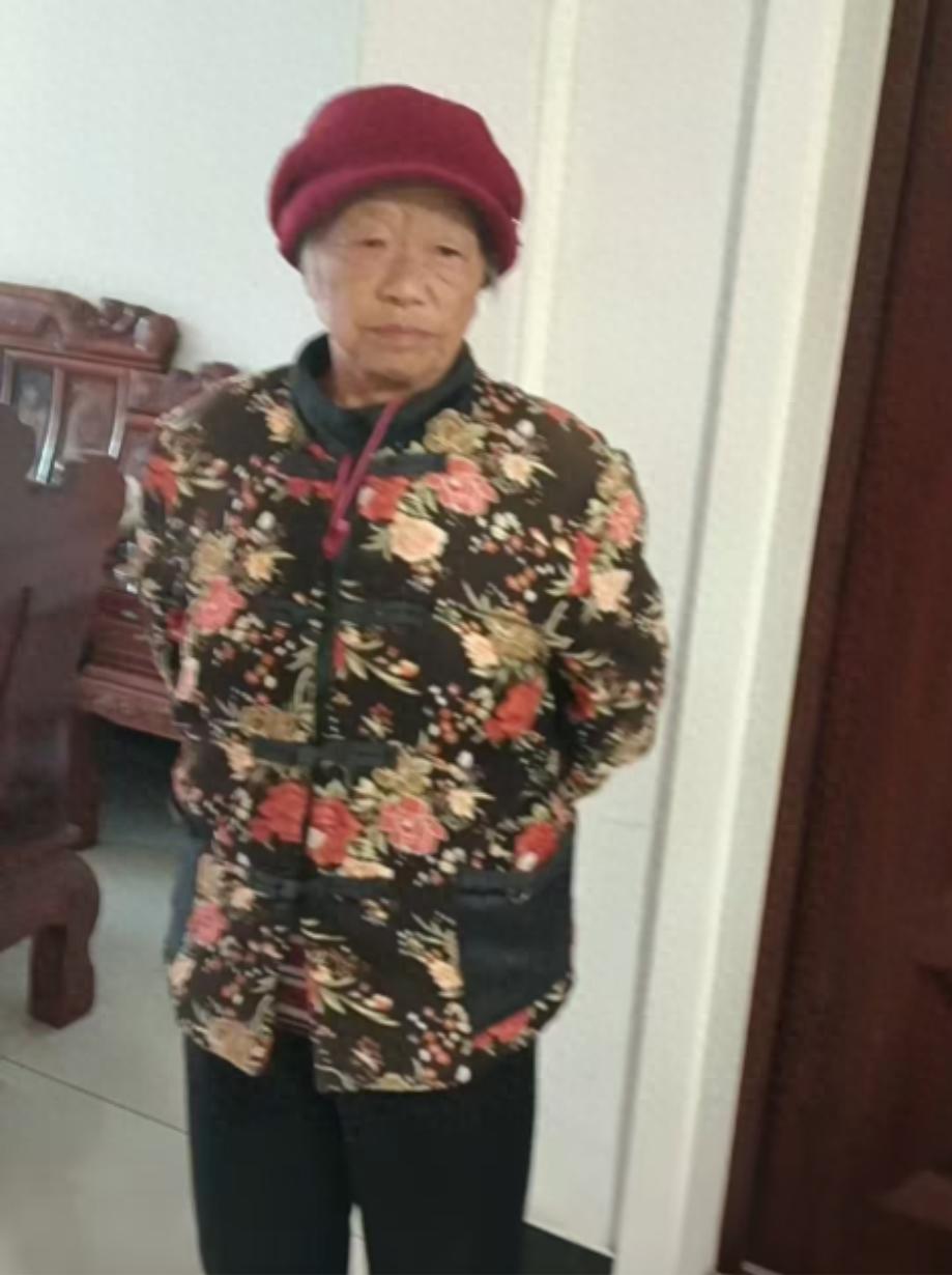 走失者照片 济南市寻人：七旬老太走失，患阿尔茨...