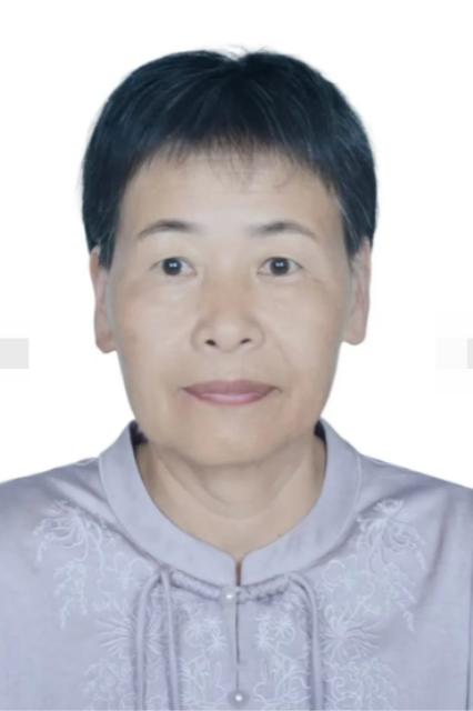 走失者照片 汕头市寻人：六旬老太走失，穿白色上...