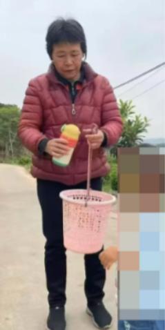 走失者照片 汕头市寻人：六旬老太走失，穿白色上...