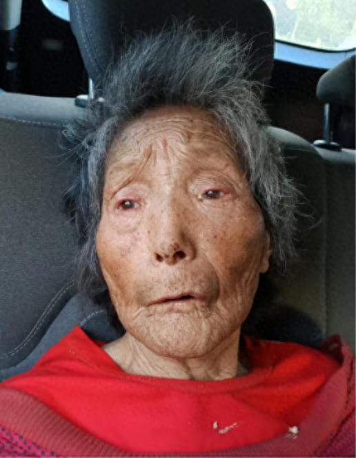走失者照片 开封市寻亲：八旬老太被救助，自述叫...