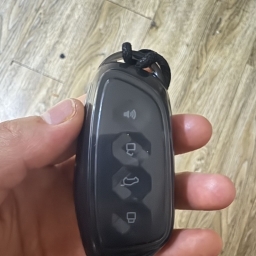 走失者照片 车钥匙