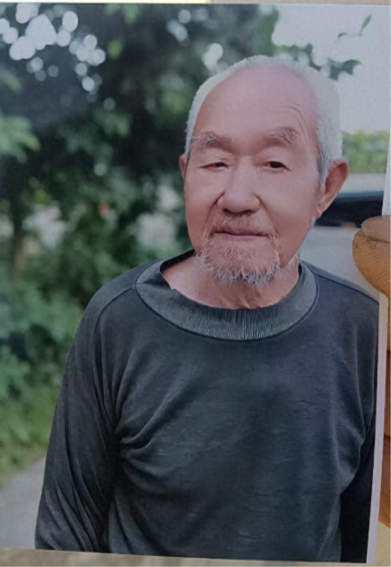 走失者照片 保定市寻人：八旬老人走失，穿深色上...