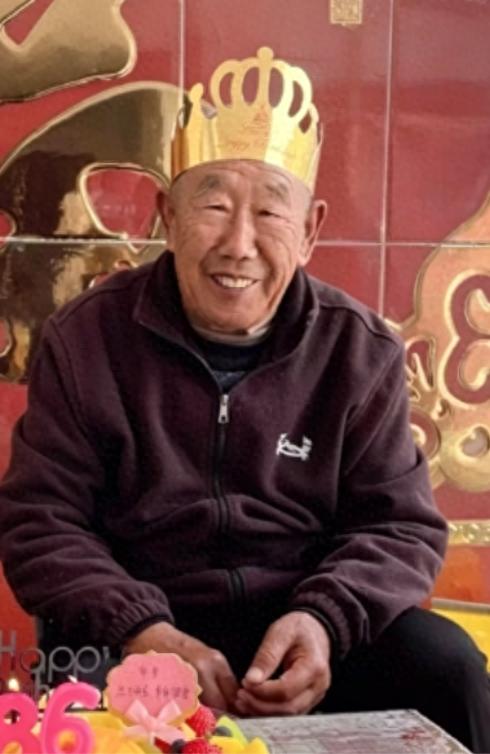 走失者照片 邯郸市寻人：八旬老人走失，穿灰色短...