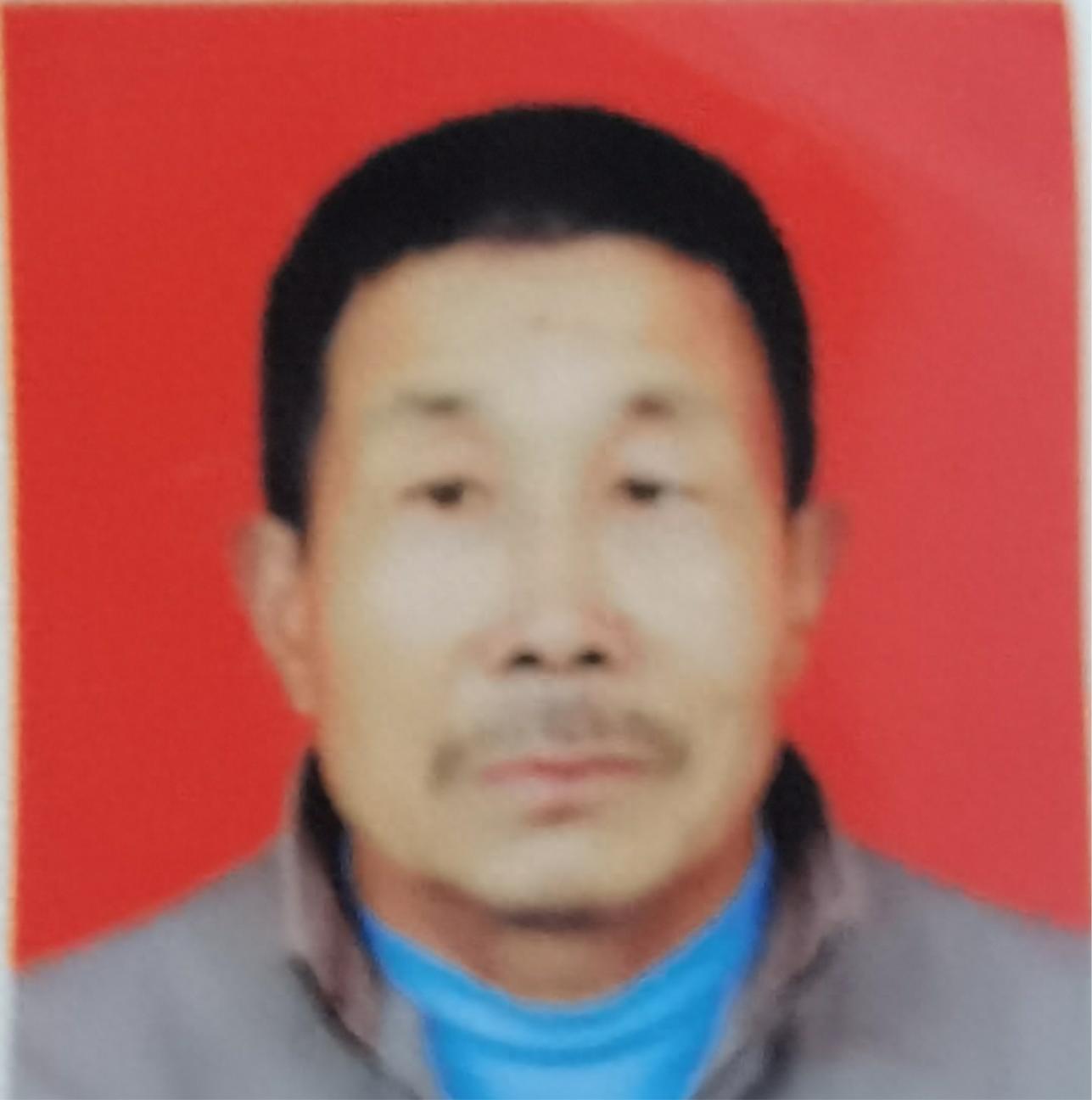 走失者照片 汉中市寻人：七旬老人走失，穿灰色长...