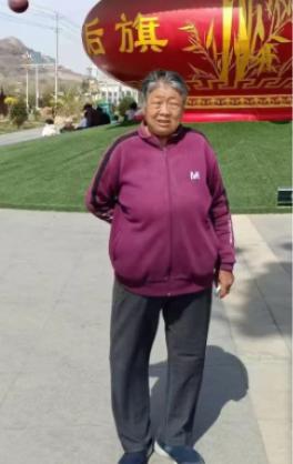 走失者照片 巴彦淖尔市寻人：七旬老太走失，患阿...