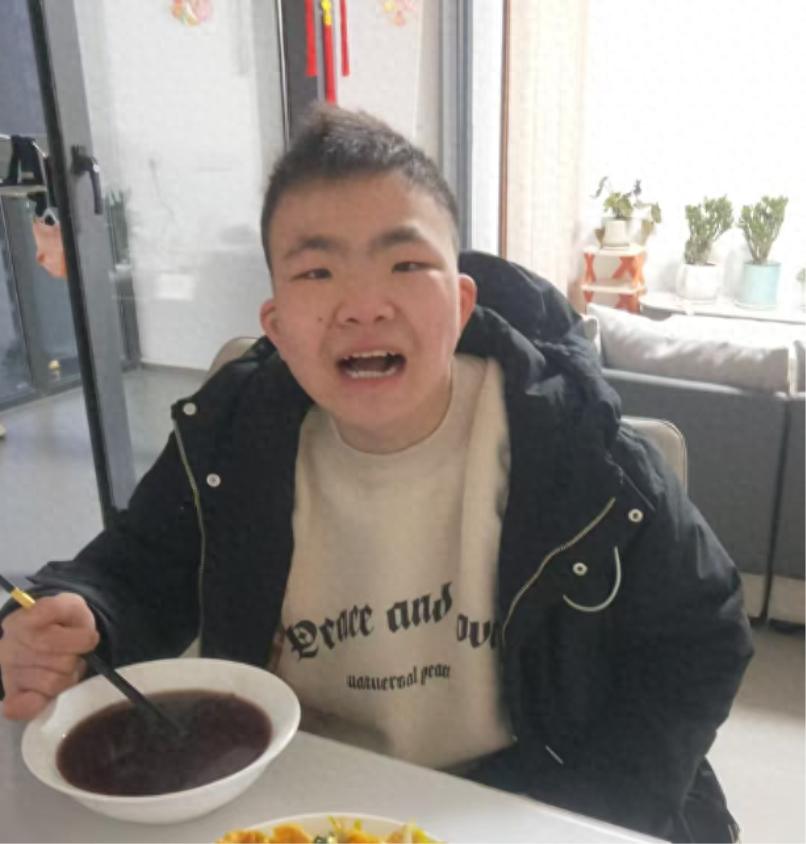 走失者照片 郑州新郑寻人：青年男子走失，患智力...