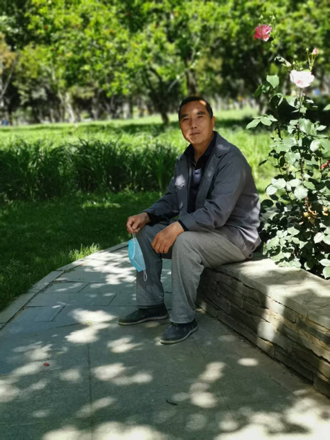 走失者照片 石家庄市寻人：七旬老人走失，穿灰色...