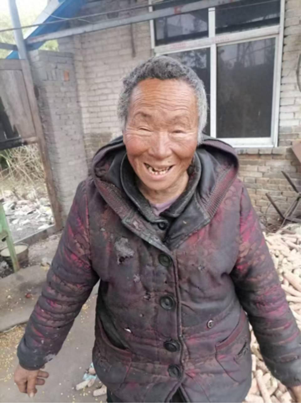 走失者照片 南阳市寻人：七旬老太走失，患精神障...