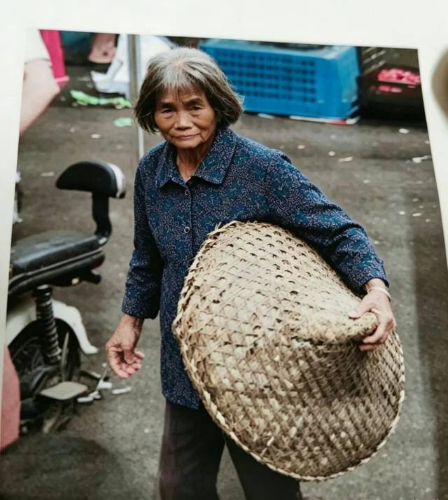走失者照片 寻找80岁老母亲