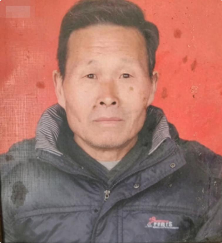 走失者照片 周口市寻人：七旬老人走失，穿灰色T...