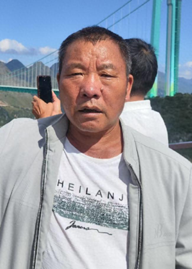 走失者照片 黔西南州兴义市寻人：五旬男子走失，...
