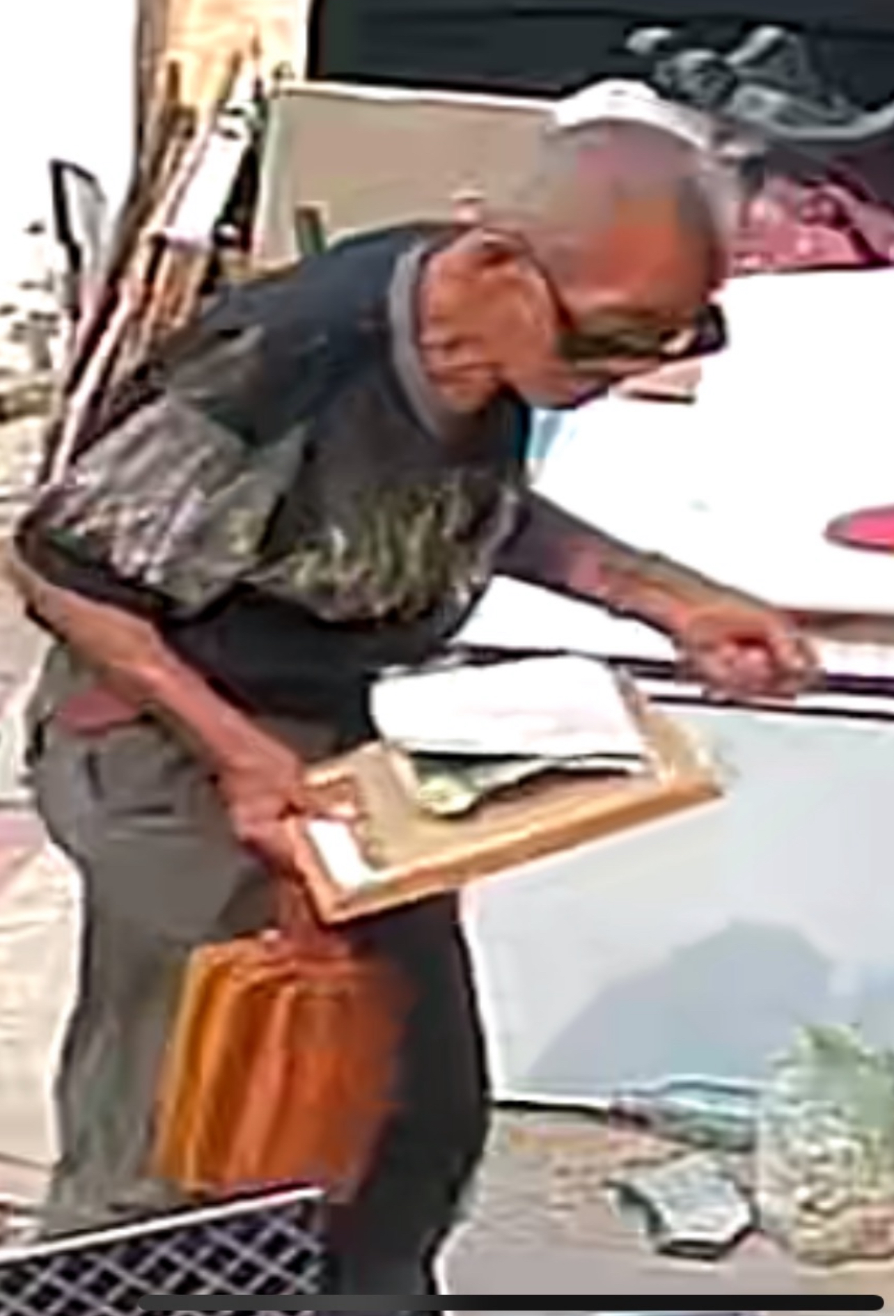 走失者照片 忻州原平寻人：七旬老人走失，穿棉服...