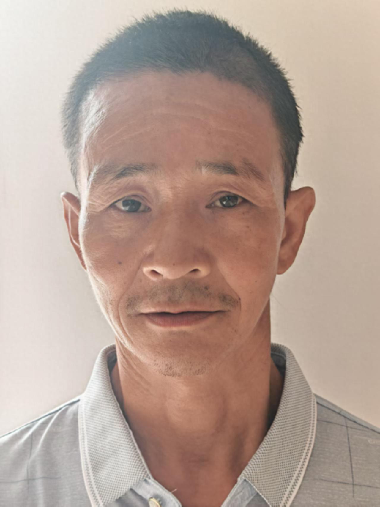 走失者照片 汉中市寻亲：六旬老人被救助，高1米...