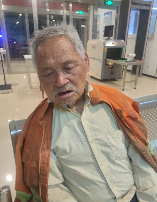 走失者照片 北京市寻亲：六旬老人被救助，系聋哑...