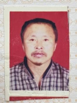 走失者照片 吉林市寻人：六旬老人走失，穿灰色绒...