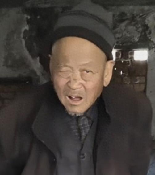 走失者照片 乌鲁木齐市寻亲：七旬老人被救助，自...