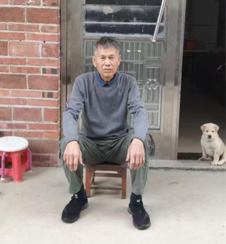 走失者照片 南宁横州寻人：兄弟俩因水灾失联，哥...
