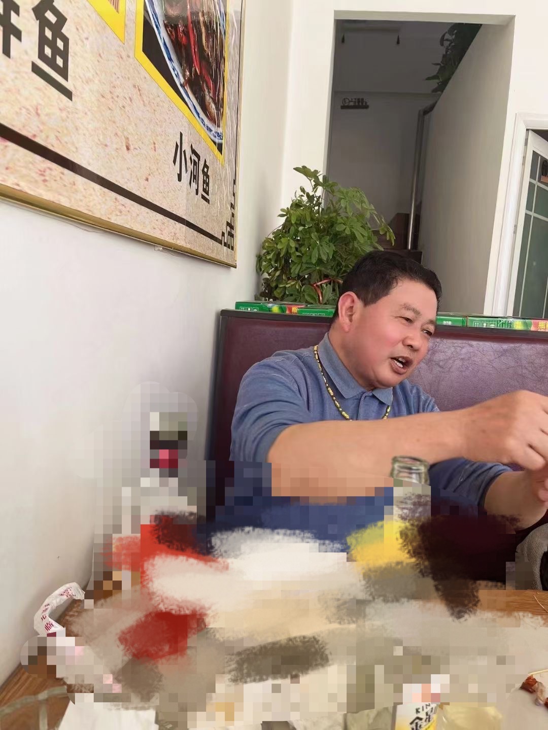 走失者照片 信阳市寻人：六旬老人走失，穿黑色短...